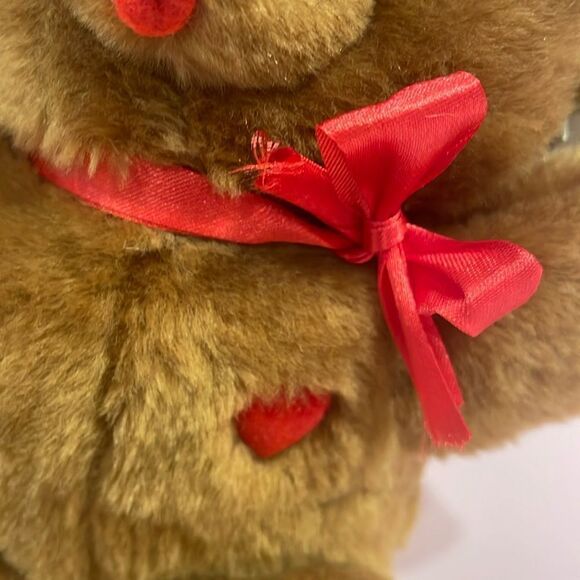 Vintage Dakin HEART THROB Teddy Bear Plush Stuffed Animal 9” tall 1983 NWT EUC - Picture 7 of 12